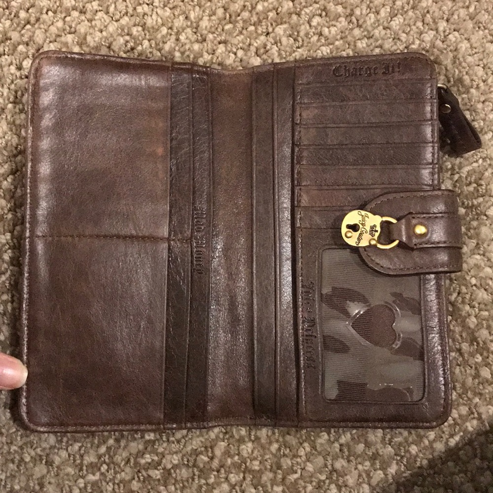 Brown Leather Wallet - Picture 2 of 4